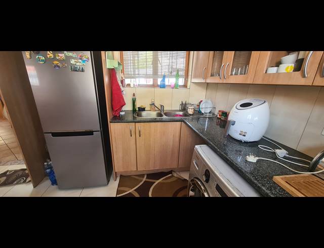 2 BEDROOM APARTMENT RENTED IN HALFWAY GARDENS